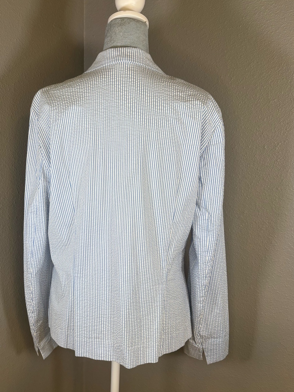 Ralph Lauren Blue and White Seersucker Blazer Size L - Picture 3 of 10